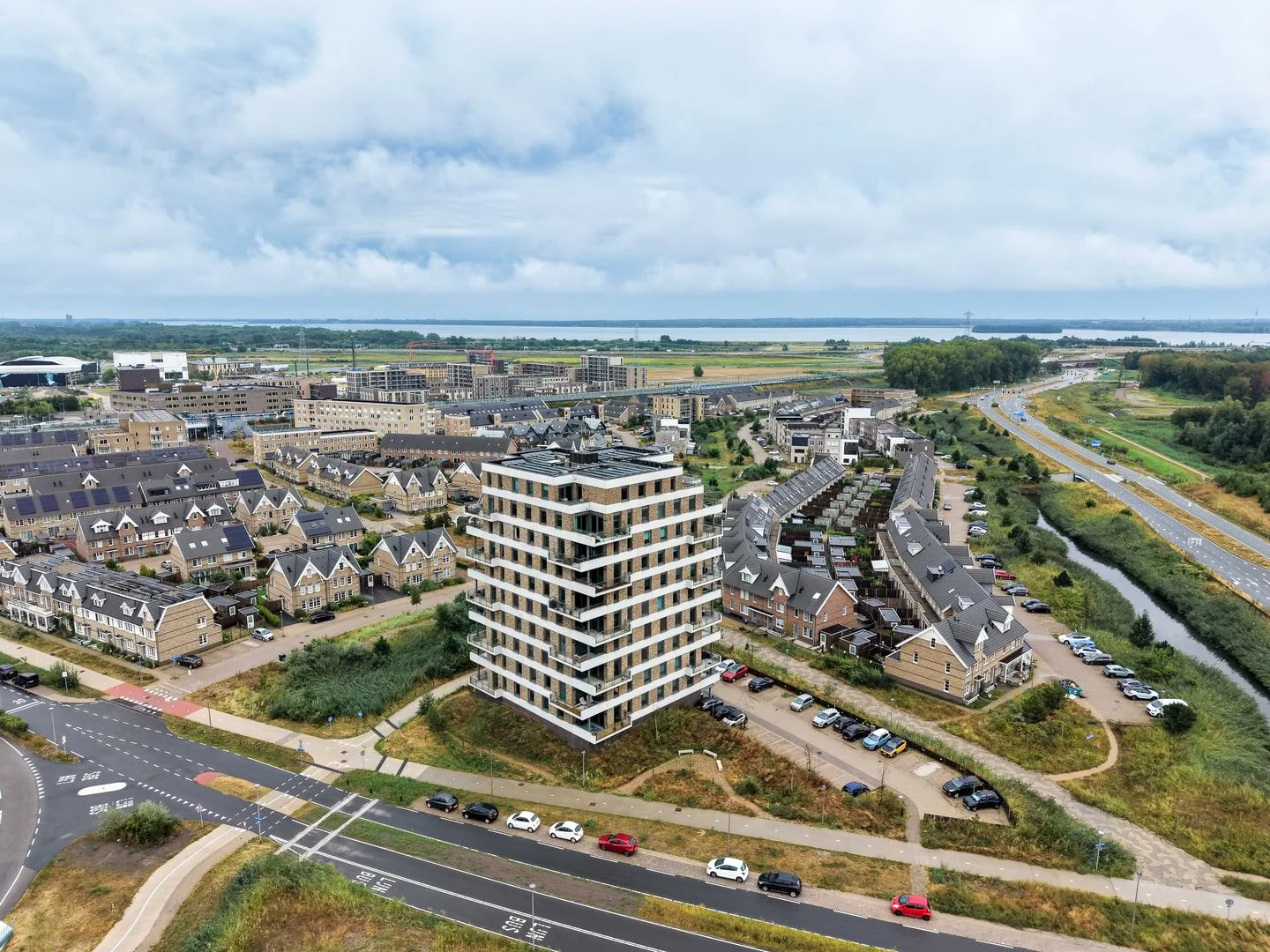 Jesse Owenspad 36 Almere thumbnail 46