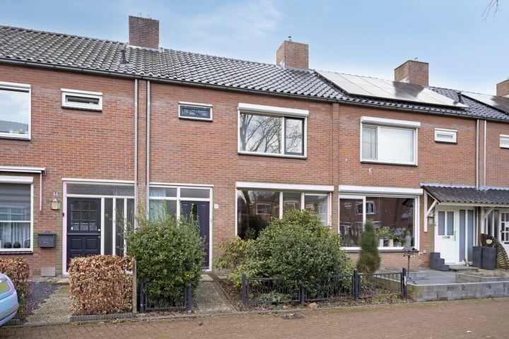 Jhr. Ruys de Beerenbrouckstraat 11 dans Brummen photo