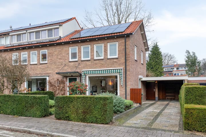 Johan van Arnhemstraat 6 in Rozendaal Foto