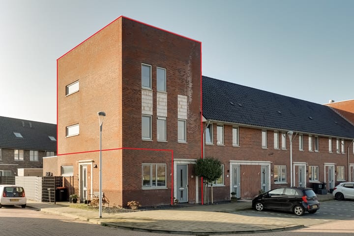 Photo of property Johan van Gheelborg 18, Spanbroek