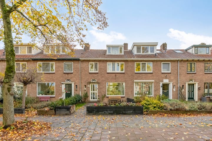 Photo of property Johannes van Vlotenlaan 23, Deventer