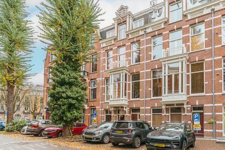 Johannes Verhulststraat 39-H in Amsterdam photo