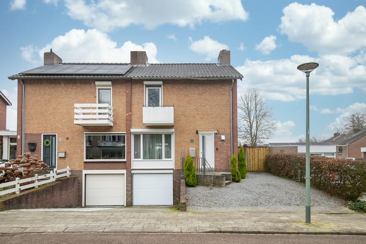 Johannes Vermeerstraat 11 dans Brunssum photo