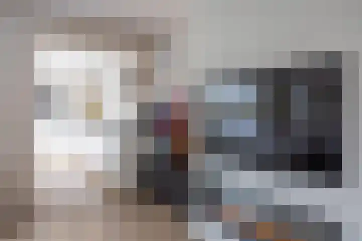 Joke Smitlanden 78 Enschede thumbnail 10