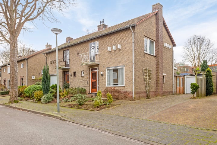 Jonasstraat 18 dans Geleen photo