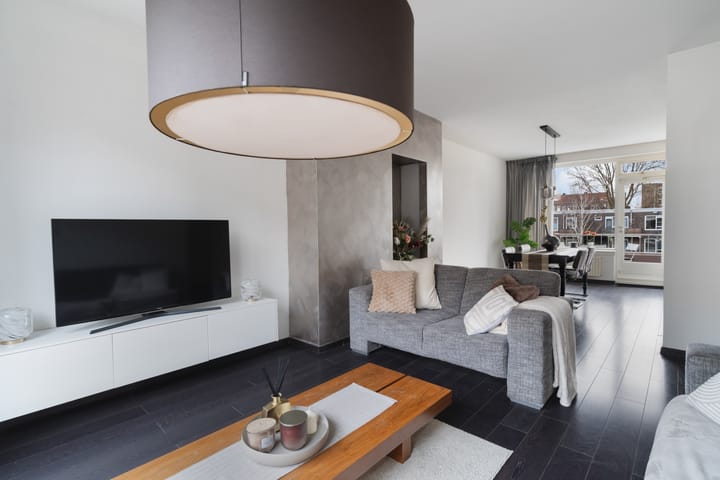 Jonker Fransstraat 122C in Rotterdam photo