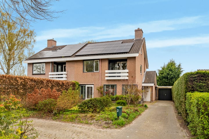 Joost Ivanghlaan 3 dans Bergen (NH) photo