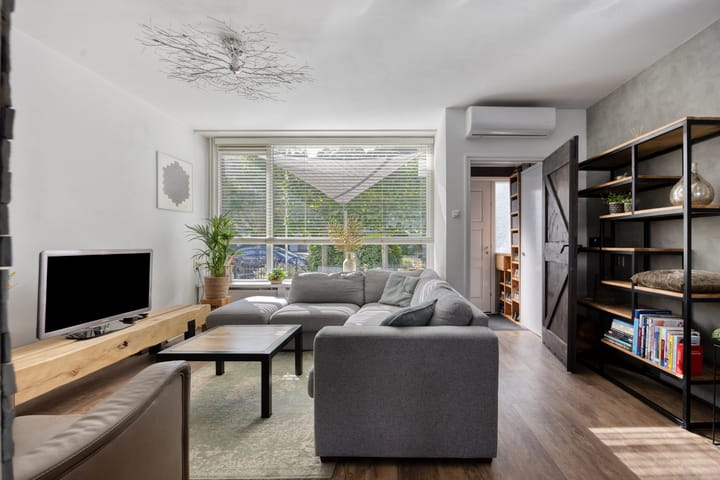 Joost van den Vondelstraat 18 in Sliedrecht Foto