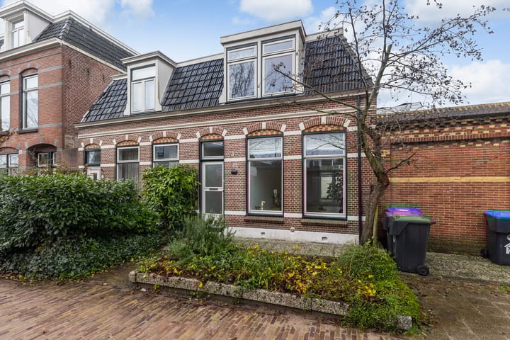 Photo of property Joubertstraat 2, Leeuwarden