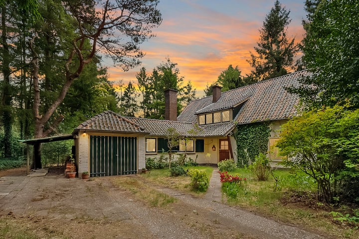 Jozef Israëlslaan 7 in Bosch en Duin Foto