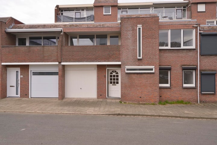 Juliana van Stolbergstraat 5 in Heerlen Foto