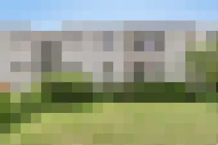 Julianalaan 12 Veendam