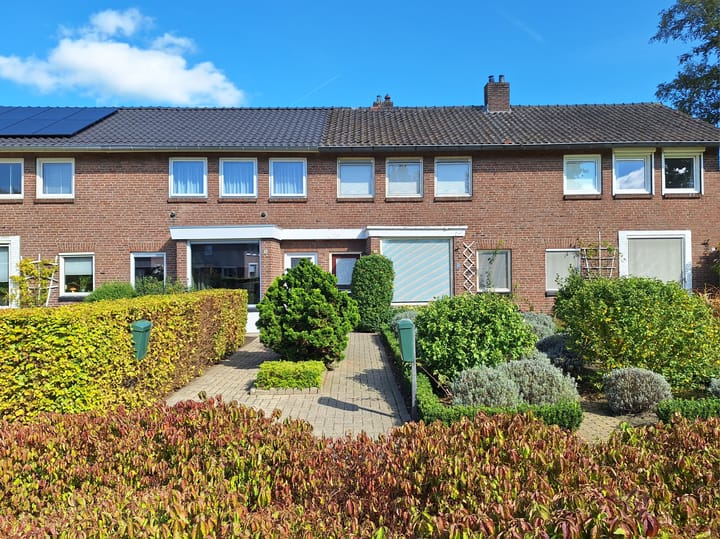 Julianalaan 14 in Schoonebeek Foto