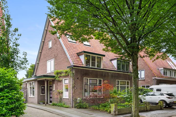 Julianalaan 20 in Bennekom Foto