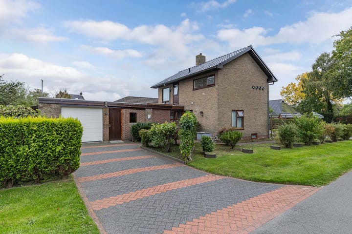 Photo of property Julianalaan 2A, Buitenpost