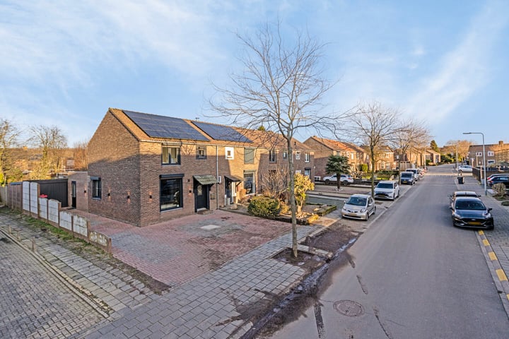 Julianalaan 34 in Munstergeleen photo