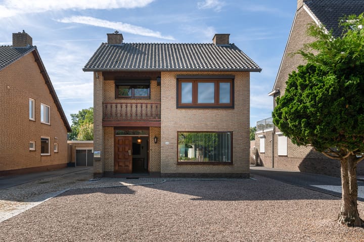 Julianalaan 64 en Papenhoven foto