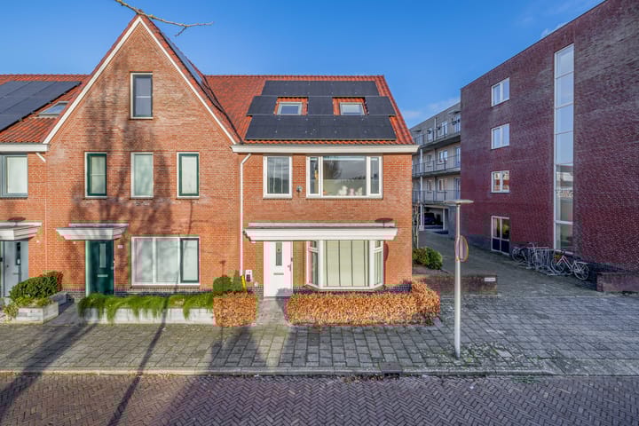 Julianastraat 144 en Lisse foto