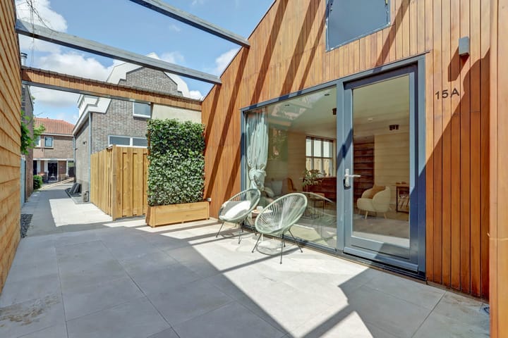 Julianastraat 15A in Koog aan de Zaan Foto