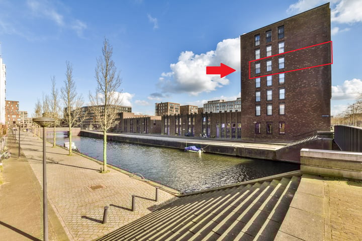 Julius Pergerstraat 81 in Amsterdam photo