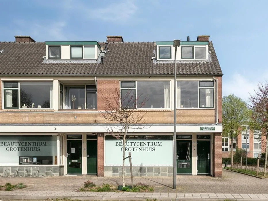 Julius Röntgenlaan 2 Dieren