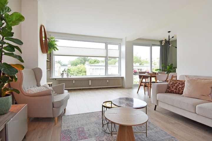 Julius Röntgenstraat 52 en 's-Gravenhage foto