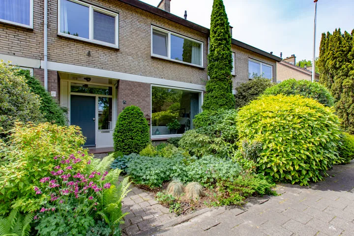 Junostraat 15 Alphen aan den Rijn foto 2