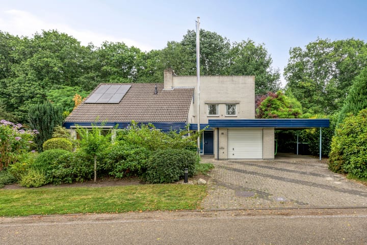 Photo of property Juralaan 13, Son en Breugel