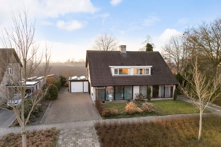 K. van Zandbergenstraat 12 in St.-Annaparochie