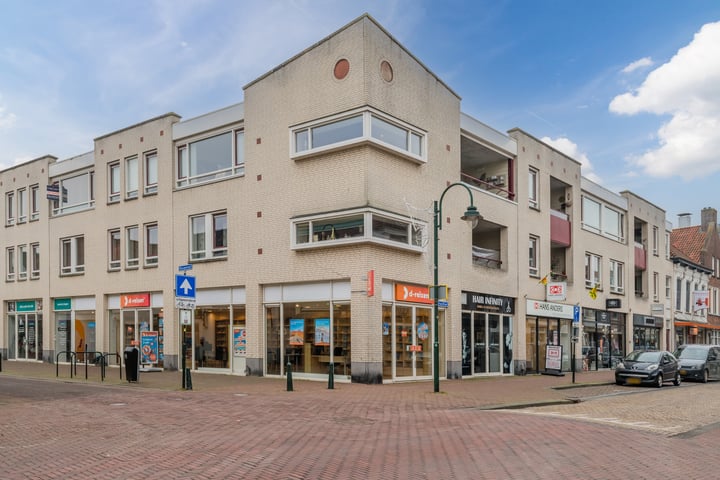 Kaaistraat 64 dans Steenbergen photo