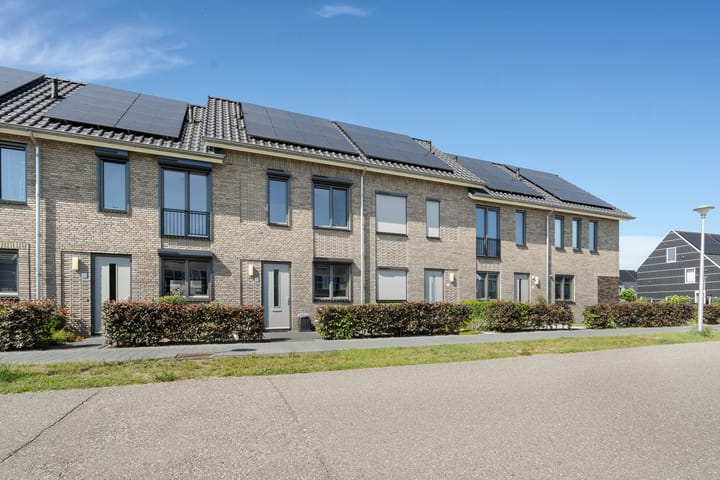 Kalandermolen 8 in Zwolle photo