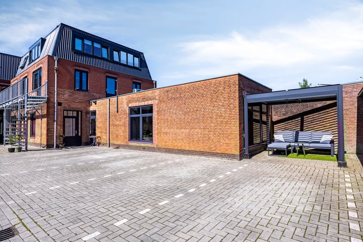 Kalsdonksestraat 174b en Roosendaal foto