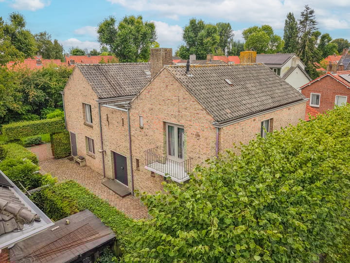 Kamperfoeliestraat 23 in 's-Hertogenbosch photo