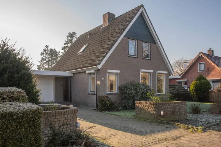 Kanaal B ZZ 195 Emmer-Compascuum foto 2