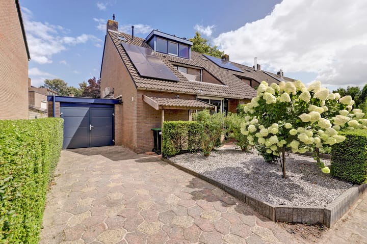 Kanariehof 28 in Ermelo foto