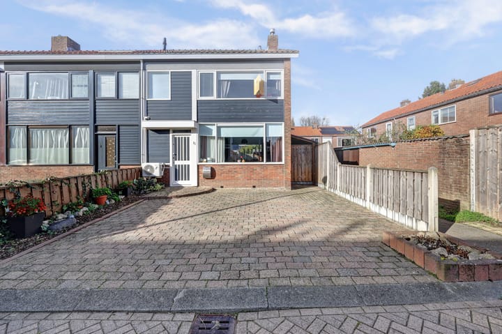 Kanariestraat 11 in Spijkenisse Foto