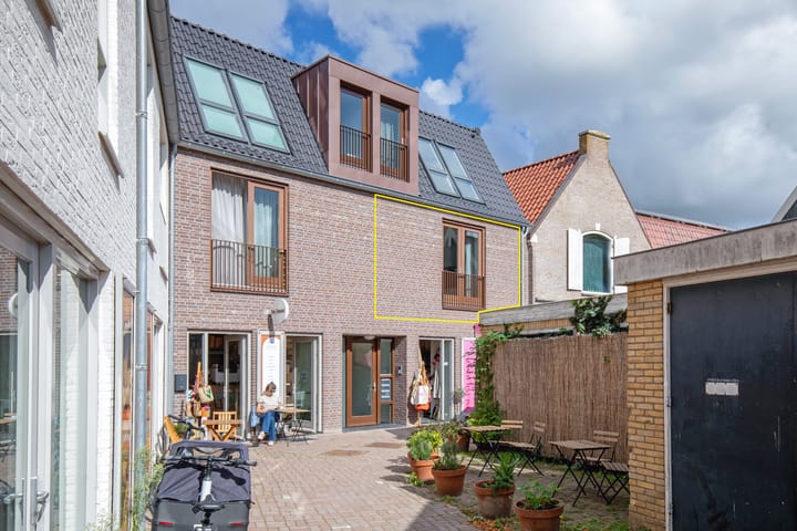 Kantoorstraat 11 in Den Burg Foto