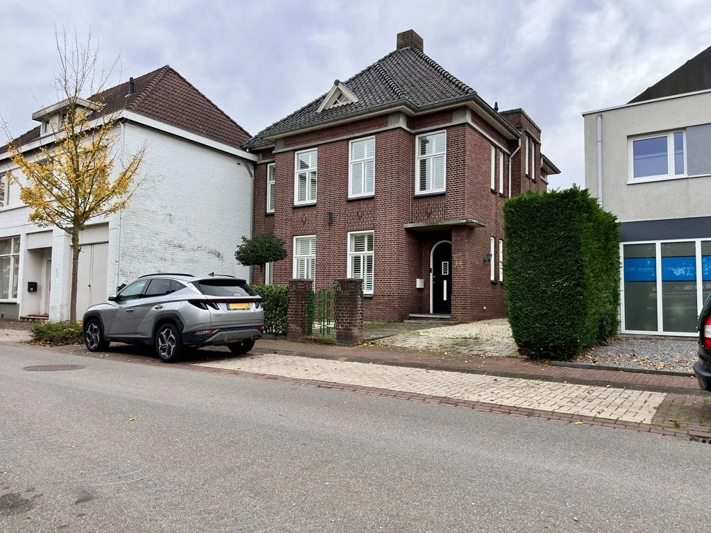Kapelaan Goossensstraat 10 in Echt