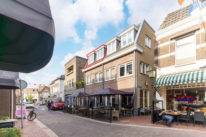 Kapelstraat 11C-1 in Bussum foto