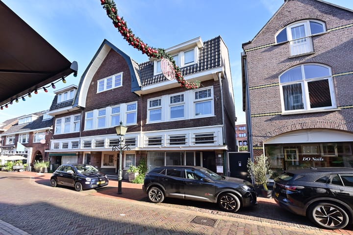 Kapelstraat 21C in Bussum