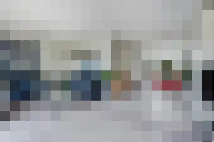 Karekiet 47 's-Gravenzande thumbnail 7