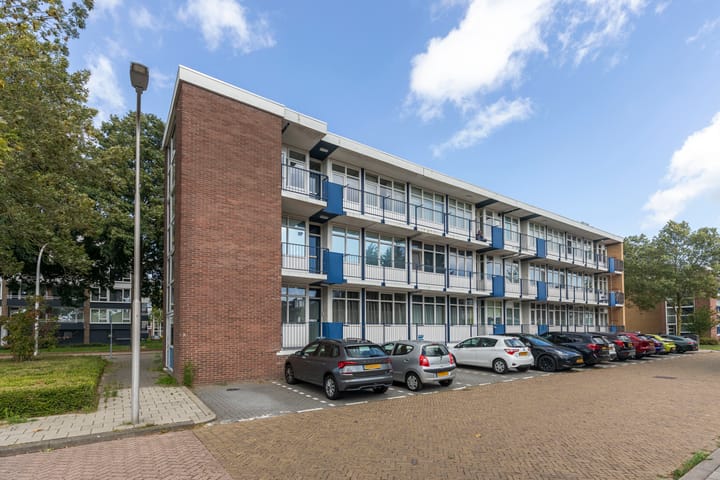 Karel Doormanlaan 130 in Zwijndrecht foto