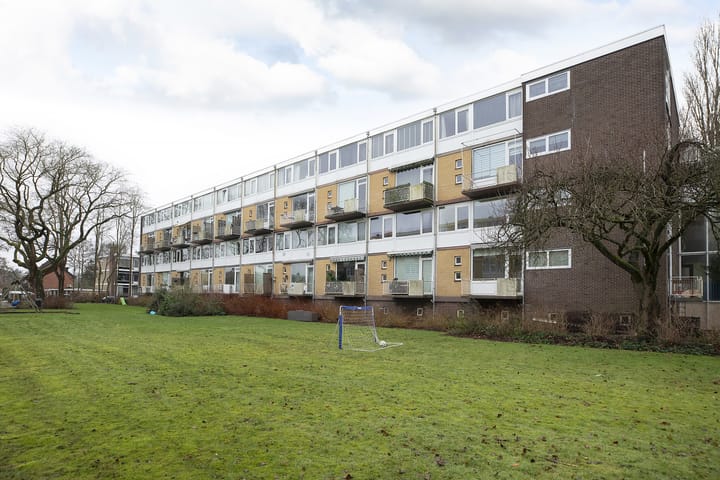 Photo of property Karel Doormanlaan 220, Hilversum