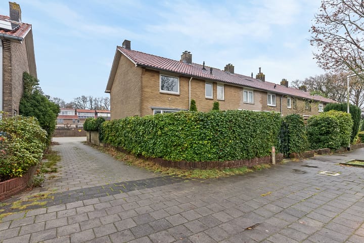 Karel Doormanlaan 77 in Bussum foto