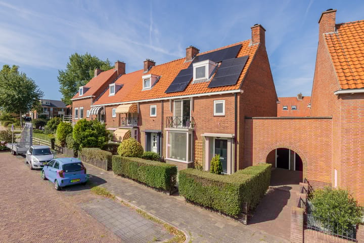 Karel Doormanlaan 8 en Katwijk foto