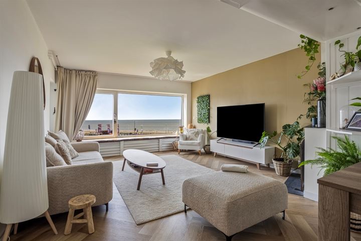 Karel Doormanstraat 8F-5 en Zandvoort foto