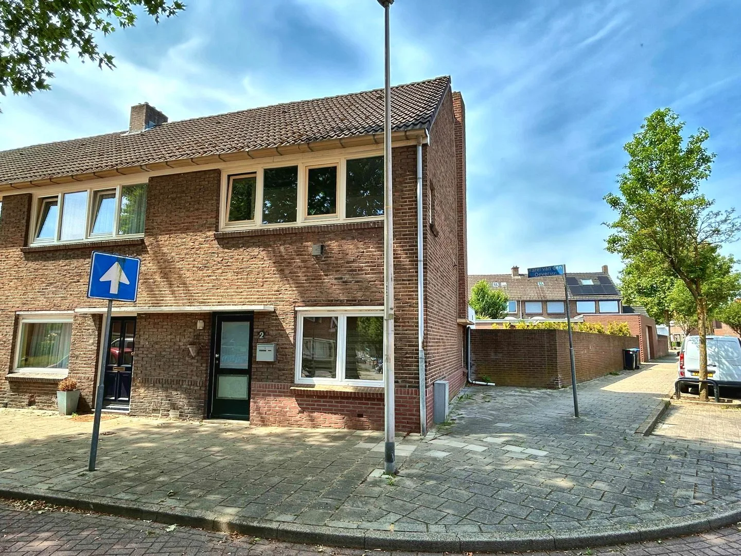 Karel van den Oeverstraat 2 in Heerlen