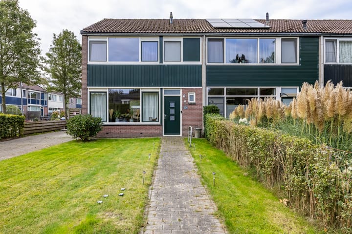 Karlingakkers 8 en Peize foto