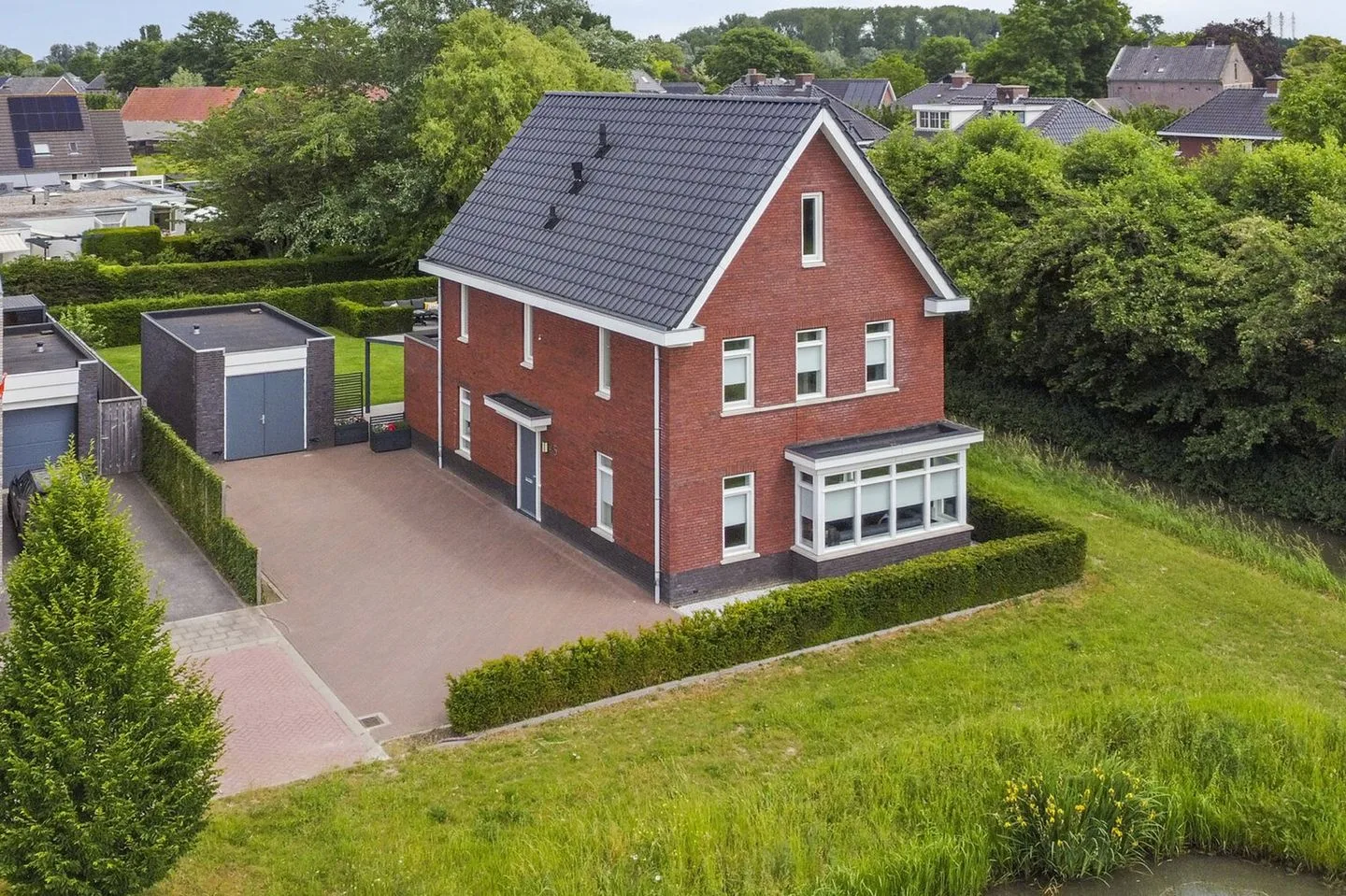 Karmijn 45 Winssen