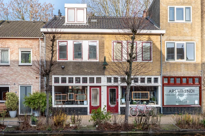 Karnemelksloot 107 dans Gouda photo